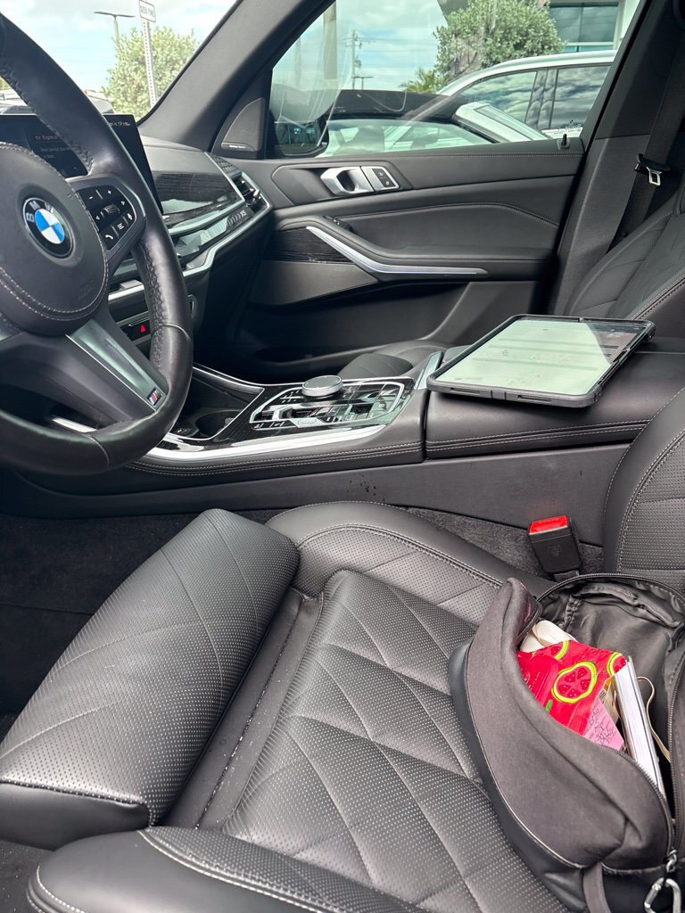 Certified 2024 BMW X5 sDrive40i w/ M Sport Package RWD image 3