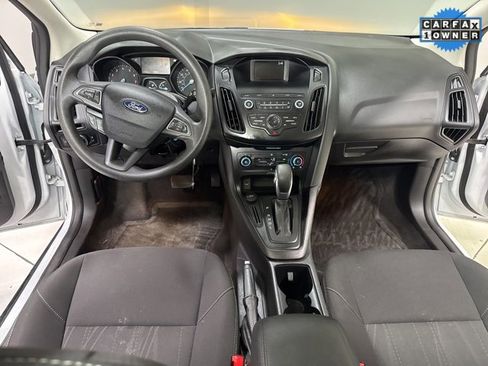 Used 2018 Ford Focus SE image 11
