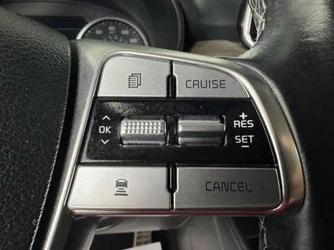 Used 2022 Kia Telluride SX w/ SX Prestige Package image 17