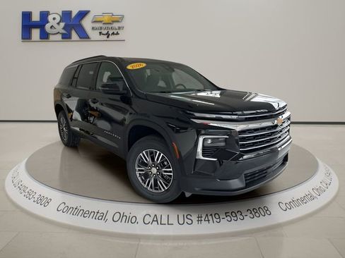 New 2026 Chevrolet Traverse LT image 1