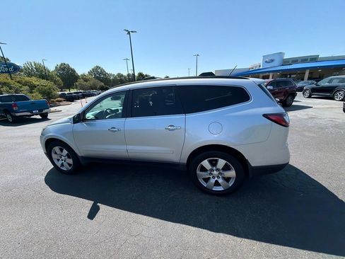 Used 2015 Chevrolet Traverse LTZ FWD image 22