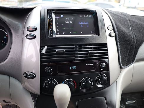 Used 2006 Toyota Sienna LE image 27