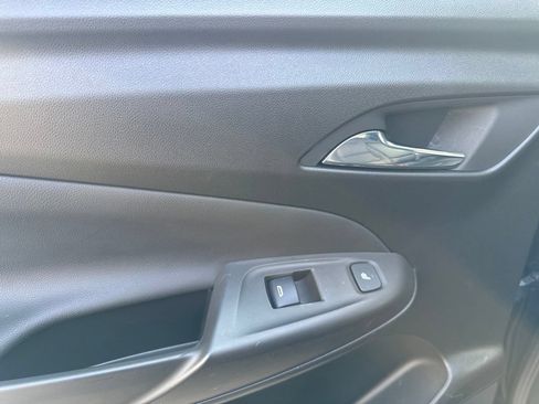 Used 2023 Chevrolet Bolt EUV Premier w/ Sun & Sound Package FWD image 18