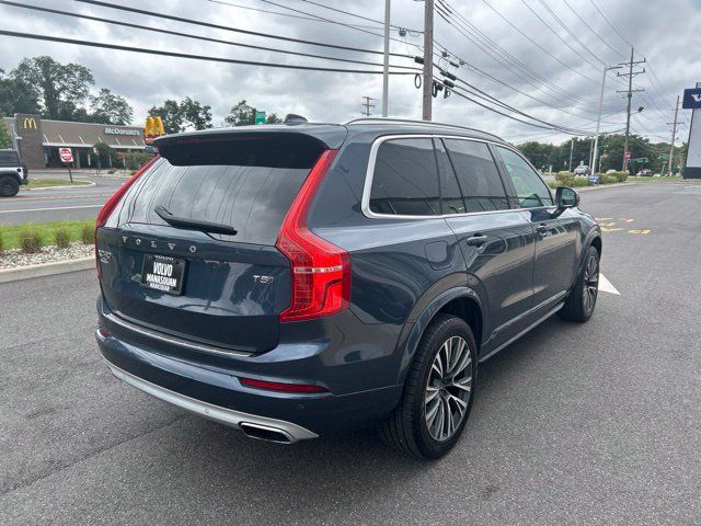 Used 2021 Volvo XC90 T5 Momentum w/ Climate Package AWD/4WD image 5