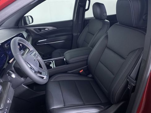 New 2025 Chevrolet Traverse LT w/ Midnight/Sport Edition image 11