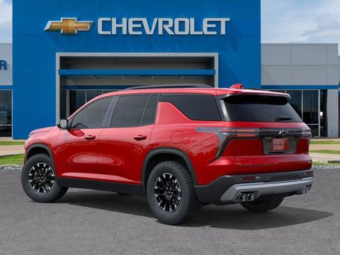 New 2026 Chevrolet Traverse Z71 w/ Driver Confidence Package AWD/4WD image 3