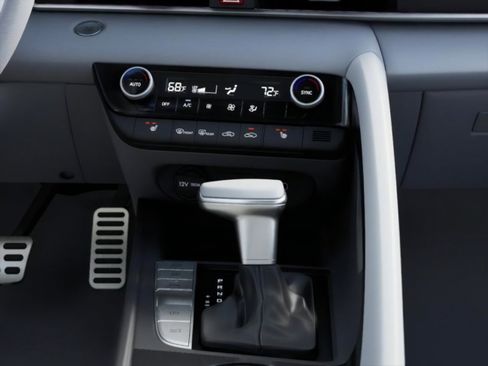 New 2026 Hyundai Elantra SEL Sport Premium image 16