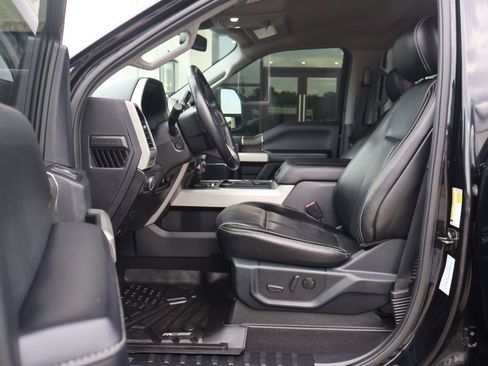 Used 2021 Ford F250 Lariat w/ Tremor Off-Road Package AWD/4WD image 8