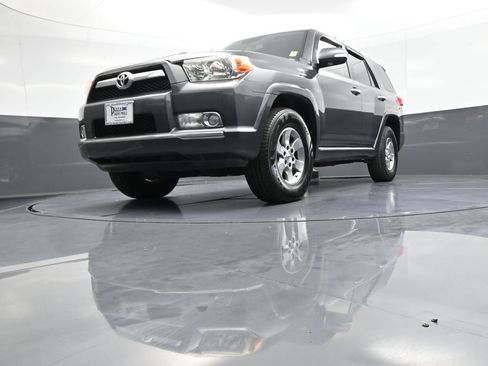 Used 2011 Toyota 4Runner SR5 w/ Premium Pkg w/Leather AWD/4WD image 25