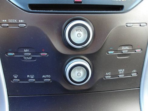 Used 2014 Ford Edge SEL w/ Equipment Group 205A FWD image 14