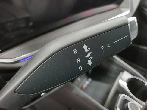 Used 2024 Buick Envision Preferred image 32