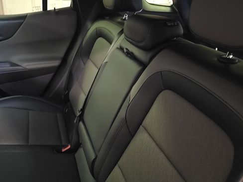 New 2026 Chevrolet Equinox LT w/ Convenience Package II image 14