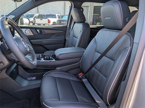 New 2026 Buick Enclave Avenir w/ Super Cruise Package image 18