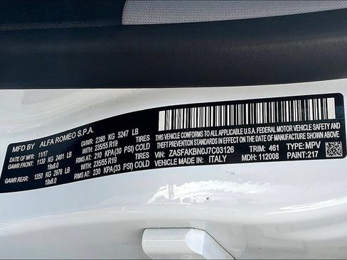 Used 2018 Alfa Romeo Stelvio Ti AWD/4WD image 18