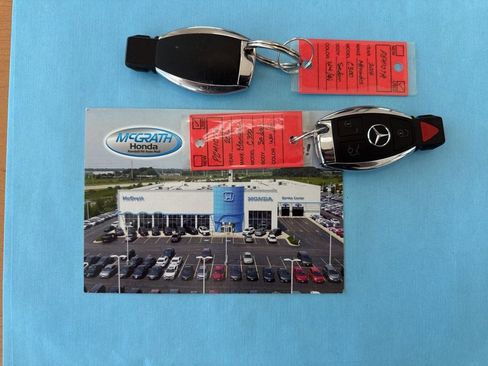 Used 2016 Mercedes-Benz C 300 4MATIC Sedan image 4