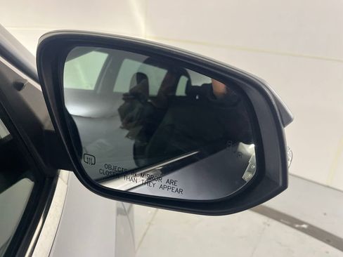 Used 2015 Toyota Highlander Limited Platinum image 49