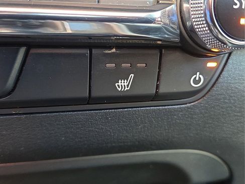 Used 2024 MAZDA MAZDA3 s image 29