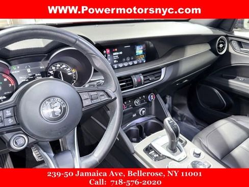 Used 2022 Alfa Romeo Stelvio Ti image 50