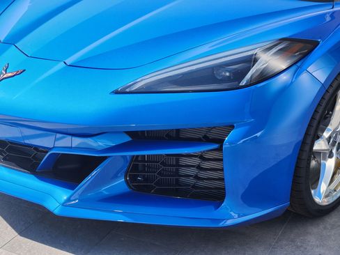 New 2025 Chevrolet Corvette E-Ray w/ Battery Protection Package image 6