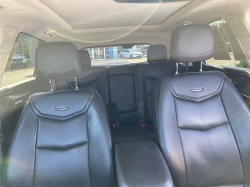 Used 2017 Cadillac XT5 Luxury w/ LPO, Wheel Lock Package FWD image 22