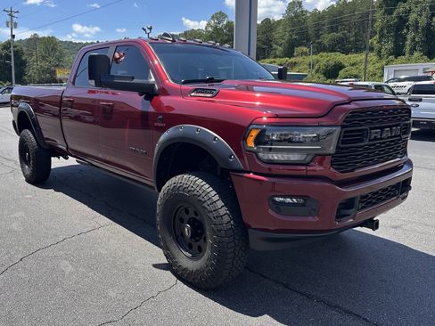 Used 2022 RAM 3500 Limited w/ Night Edition image 4