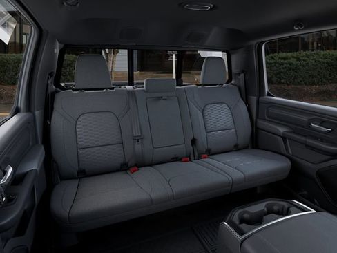 New 2026 RAM 1500 4x4 Crew Cab image 15