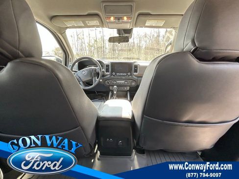Used 2022 Nissan Frontier SV image 21