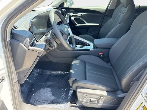 Certified 2025 Audi Q5 2.0T Premium Plus w/ Premium Plus image 16