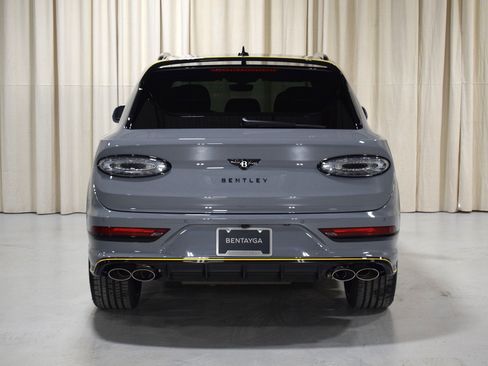 New 2026 Bentley Bentayga Speed image 13