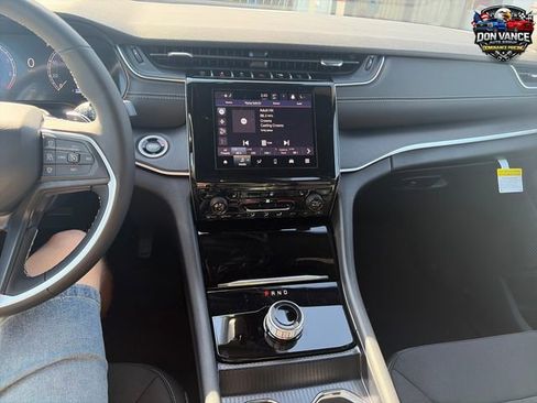 New 2026 Jeep Grand Cherokee L Laredo AWD/4WD image 17