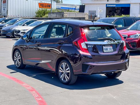Used 2017 Honda Fit EX image 2