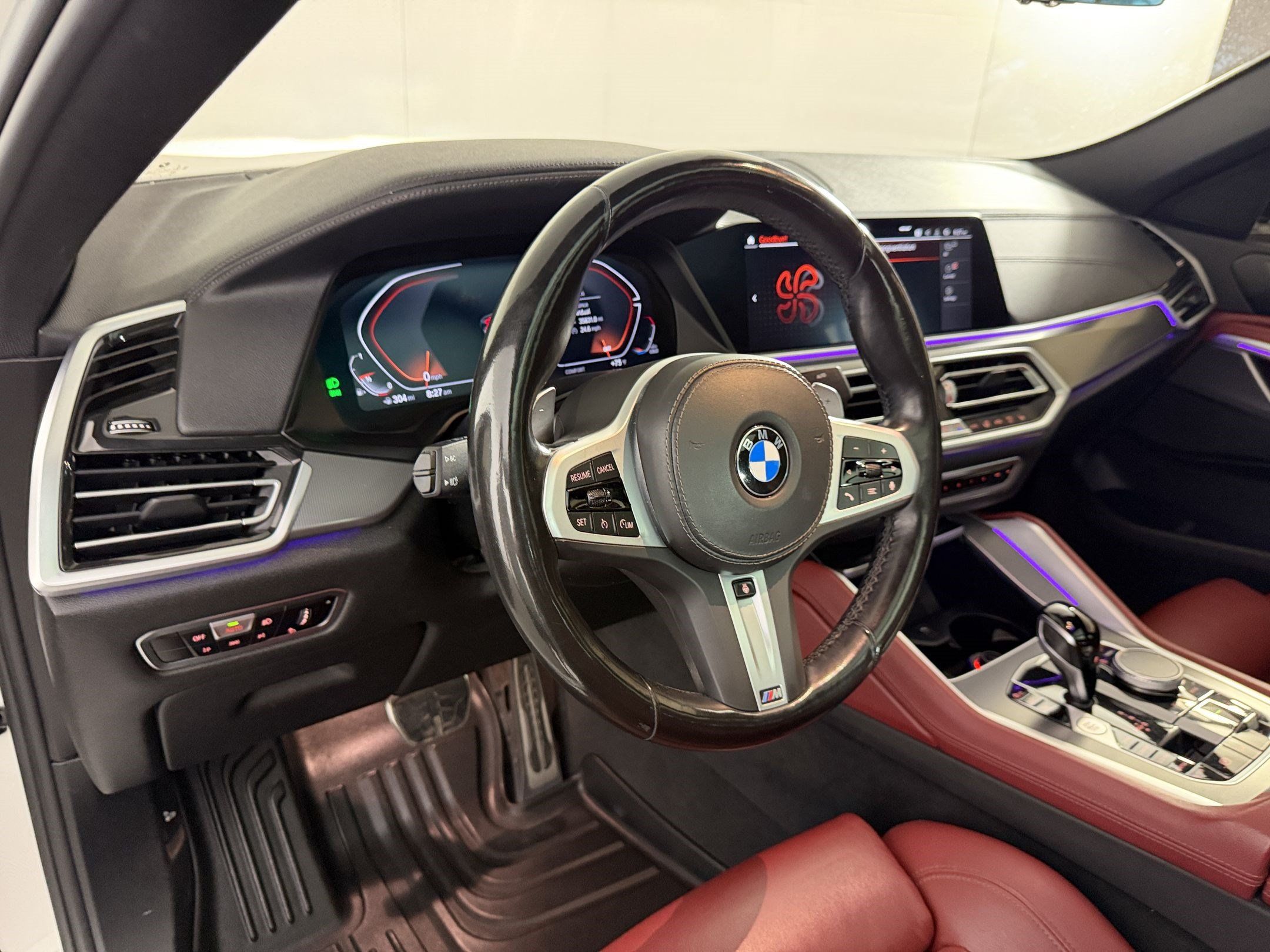 Used 2022 BMW X6 xDrive40i w/ M Sport Package AWD/4WD image 4