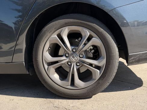 Used 2023 Honda Accord EX image 19