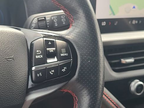 Used 2025 Ford Explorer ST-Line w/ ST-Line Street Pack AWD/4WD image 18