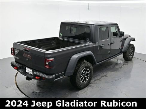 Used 2024 Jeep Gladiator Rubicon image 33