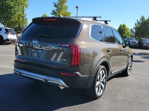 Used 2021 Kia Telluride EX w/ EX Premium Package AWD/4WD image 3