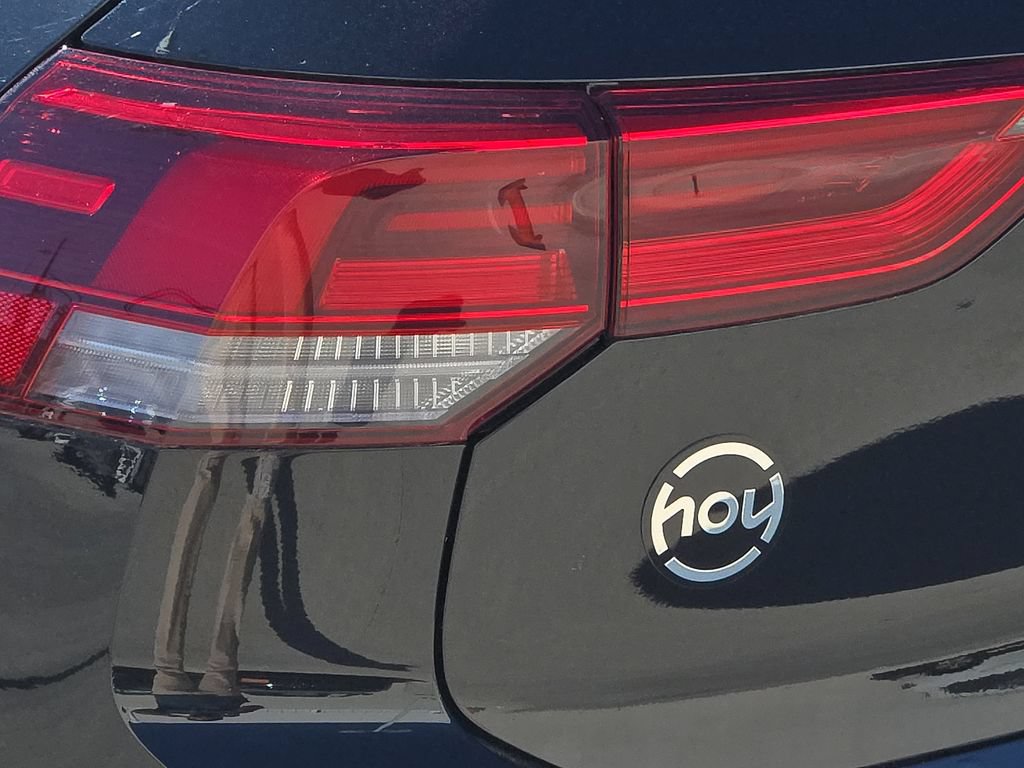 New 2026 Volkswagen GTI SE FWD image 9