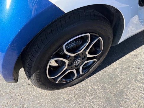 Used 2016 smart fortwo Prime image 23