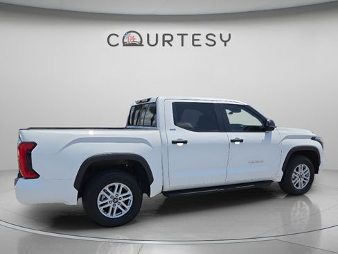 Certified 2026 Toyota Tundra SR5 w/ SR5 Convenience Package RWD image 5
