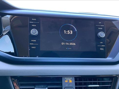 Used 2023 Volkswagen Taos SE image 34