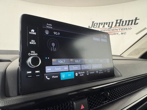 Used 2025 Honda CR-V EX-L image 24
