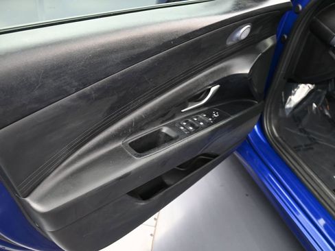 Certified 2023 Hyundai Elantra SEL image 12