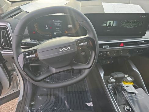 New 2026 Kia Sorento LX FWD image 18
