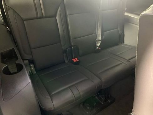 Used 2025 Chevrolet Suburban RST w/ Comfort Package image 28