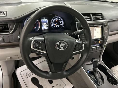 Used 2015 Toyota Camry XLE FWD image 4