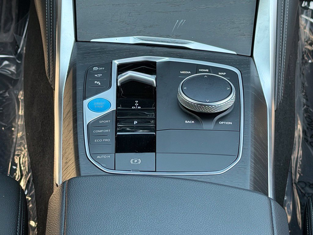 Used 2023 BMW i4 eDrive40 w/ M Sport Package RWD image 51
