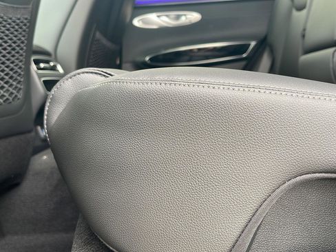 New 2026 Genesis GV70 2.5T AWD/4WD image 17
