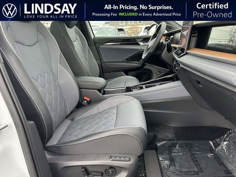 Used 2026 Volkswagen Tiguan SEL R-Line image 12