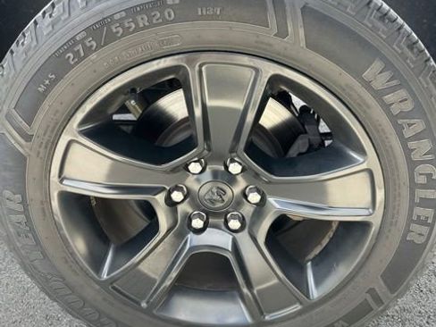 Used 2022 RAM 1500 Big Horn AWD/4WD image 14