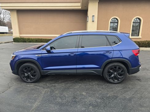 Used 2022 Volkswagen Taos SE image 18